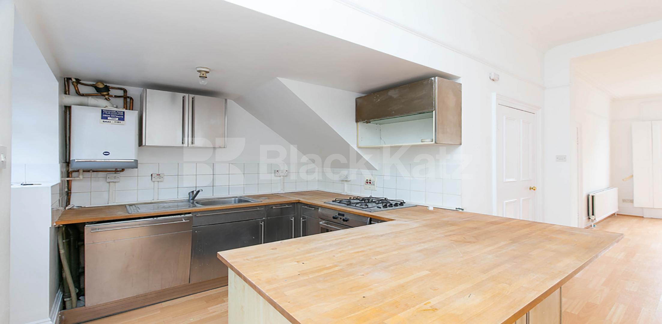 Amazing two bedrooom property fully unfurnished set in a period conversion Marquis Road, Camden